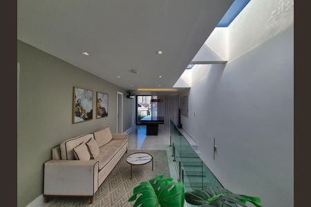 Casa de condomínio para alugar com 368m², 5 quartos e 2 vagas