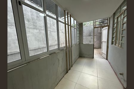 Casa para alugar com 70m², 1 quarto e sem vagaVaranda