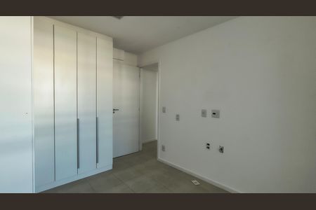 Apartamento à venda com 198m², 5 quartos e 3 vagasQuarto 1