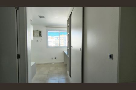 Apartamento à venda com 198m², 5 quartos e 3 vagasSuíte 2