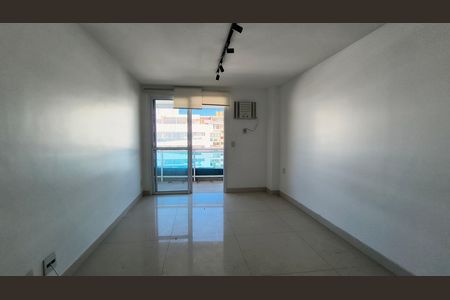 Apartamento à venda com 198m², 5 quartos e 3 vagasSala 