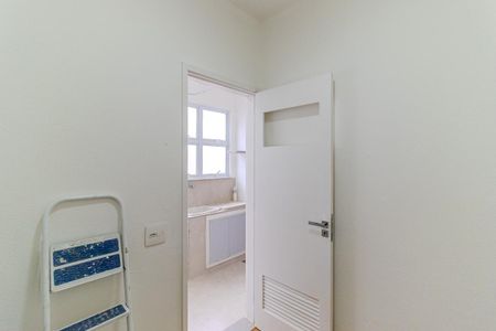 Casa de condomínio à venda com 135m², 3 quartos e 1 vagaQuarto de Serviço