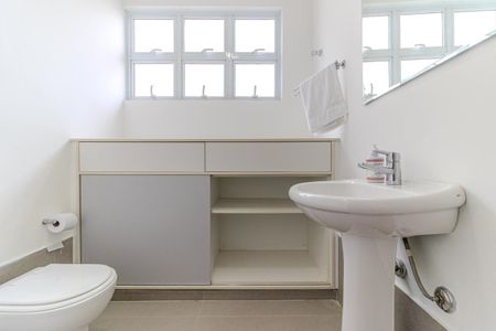 Casa de condomínio à venda com 135m², 3 quartos e 1 vagaBanheiro da Suíte