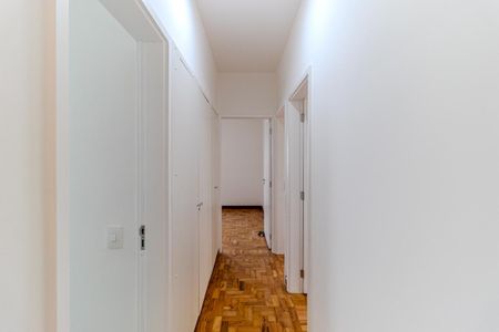 Corredor de casa de condomínio à venda com 3 quartos, 135m² em Higienópolis, São Paulo