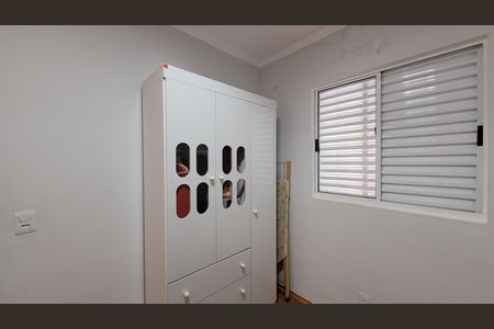 Quarto 02 de apartamento para alugar com 2 quartos, 46m² em Vila Sao Carlos, Itaquaquecetuba