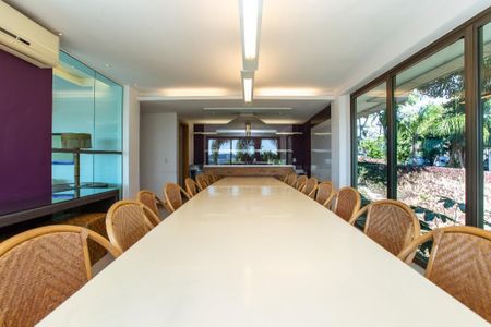 Apartamento à venda com 4 quartos, 250m² em São Francisco, Niterói