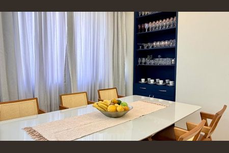 Apartamento à venda com 3 quartos, 100m² em Santo Antônio, Belo Horizonte