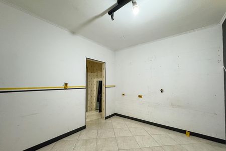 Casa à venda com 100m², 3 quartos e 2 vagasSuíte