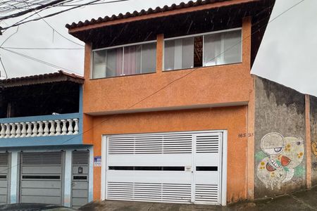 Casa à venda com 100m², 3 quartos e 2 vagasFachada