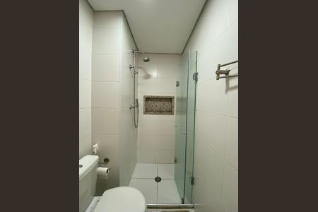 Apartamento à venda com 72m², 2 quartos e 1 vaga Apartamento à venda com 72m², 2 quartos e 1 vagaBanheiro da Suíte