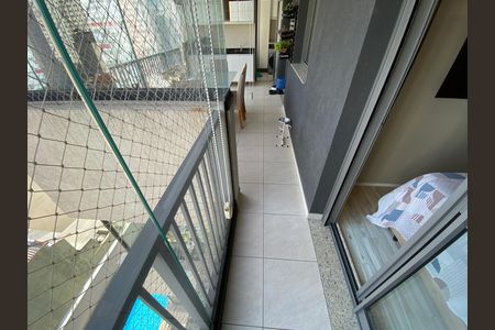 Apartamento à venda com 72m², 2 quartos e 1 vaga Apartamento à venda com 72m², 2 quartos e 1 vagaSuíte