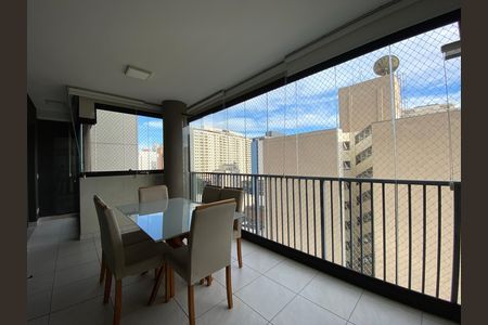 Apartamento à venda com 72m², 2 quartos e 1 vaga Apartamento à venda com 72m², 2 quartos e 1 vagaVaranda