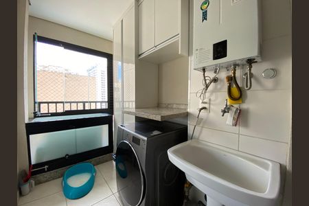 Apartamento à venda com 72m², 2 quartos e 1 vaga Apartamento à venda com 72m², 2 quartos e 1 vagaÁrea de Serviço