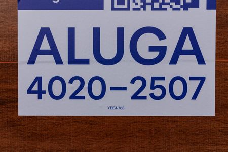 Apartamento para alugar com 28m², 1 quarto e sem vagaPlaquinha YEEJ-783