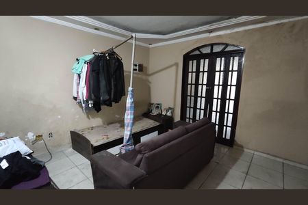 Quarto 2 de casa à venda com 4 quartos, 250m² em Itaquera, São Paulo