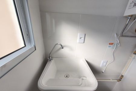Apartamento para alugar com 42m², 2 quartos e 1 vaga Apartamento para alugar com 42m², 2 quartos e 1 vagaÁrea de Serviço