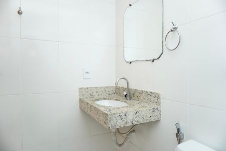 Apartamento para alugar com 50m², 2 quartos e 1 vaga Apartamento para alugar com 50m², 2 quartos e 1 vagaBanheiro da Suíte