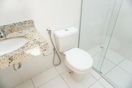 Apartamento para alugar com 50m², 2 quartos e 1 vaga Apartamento para alugar com 50m², 2 quartos e 1 vagaBanheiro da Suíte