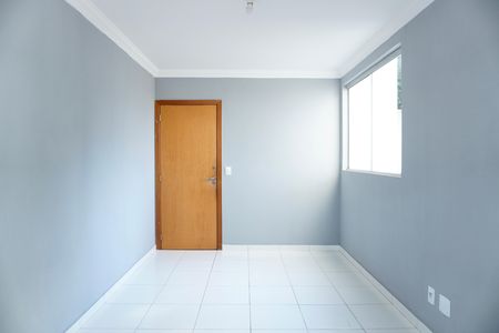 Sala de apartamento para alugar com 2 quartos, 50m² em Cachoeirinha, Belo Horizonte