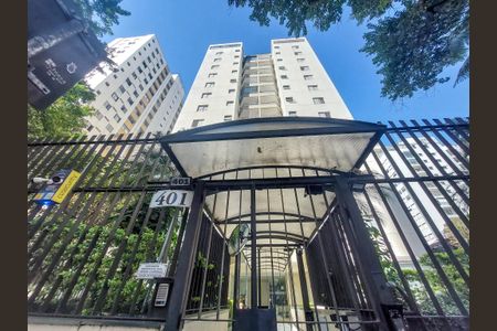 Apartamento para alugar com 61m², 2 quartos e 1 vaga Apartamento para alugar com 61m², 2 quartos e 1 vagaFachada e portaria
