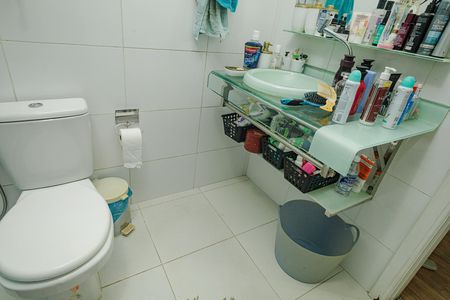 Casa à venda com 120m², 3 quartos e 2 vagasBanheiro da Suíte