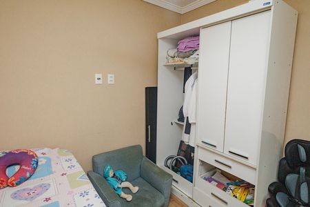 Casa à venda com 120m², 3 quartos e 2 vagasQuarto 2