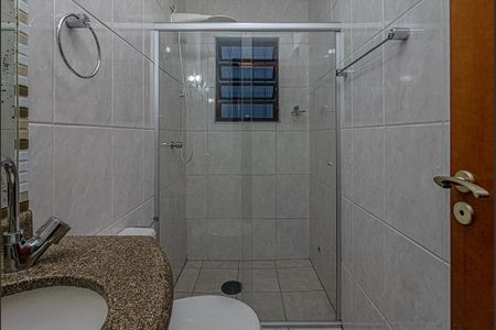 Casa para alugar com 120m², 3 quartos e 2 vagasbanheiro social_2