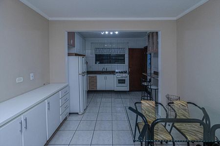 Casa para alugar com 120m², 3 quartos e 2 vagassala de jantar e cozinha_3