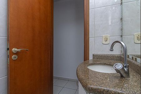 Casa para alugar com 120m², 3 quartos e 2 vagasbanheiro social_4