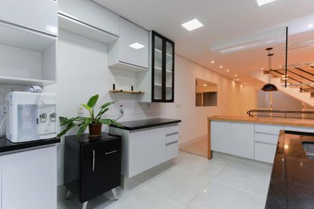 Casa de condomínio para alugar com 200m², 3 quartos e 2 vagasCozinha
