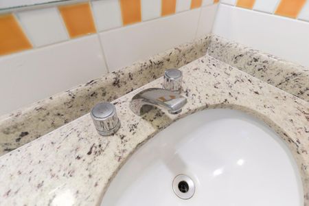 Casa de condomínio para alugar com 200m², 3 quartos e 2 vagasBanheiro social