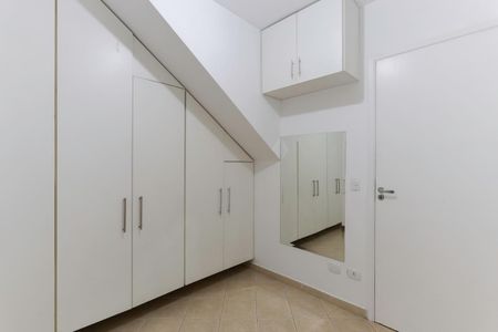 Casa de condomínio para alugar com 200m², 3 quartos e 2 vagasEscritório