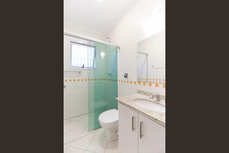 Casa de condomínio para alugar com 200m², 3 quartos e 2 vagasBanheiro social