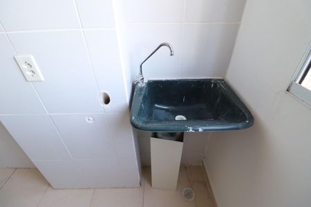Cozinha  de apartamento para alugar com 2 quartos, 42m² em Jardim Heitor Rigon, Ribeirão Preto