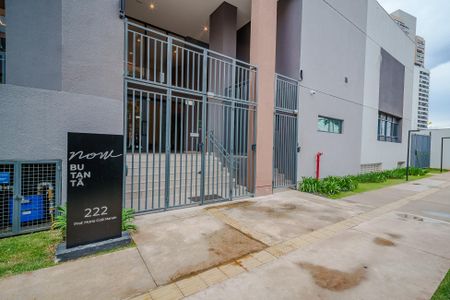 Studio para alugar com 28m², 1 quarto e sem vaga Studio para alugar com 28m², 1 quarto e sem vagaFachada e portaria
