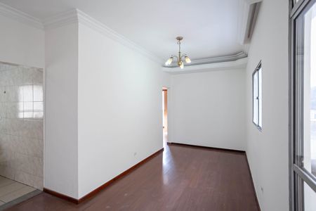 Apartamento para alugar com 90m², 3 quartos e 1 vaga Apartamento para alugar com 90m², 3 quartos e 1 vagaSala