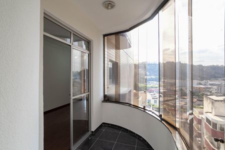 Varanda da sala  de apartamento para alugar com 3 quartos, 90m² em Alto Caiçaras, Belo Horizonte