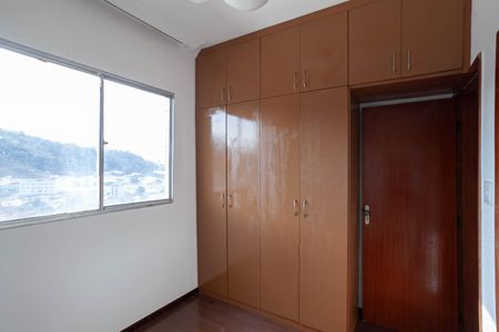 Apartamento para alugar com 90m², 3 quartos e 1 vaga Apartamento para alugar com 90m², 3 quartos e 1 vagaSuíte