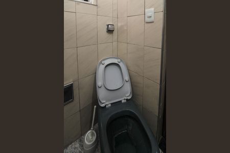 Banheiro  de casa para alugar com 1 quarto, 50m² em Parque Albina, Taboão da Serra