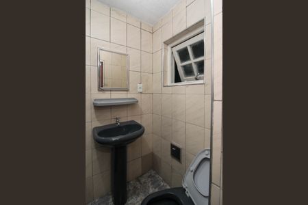Banheiro  de casa para alugar com 1 quarto, 50m² em Parque Albina, Taboão da Serra