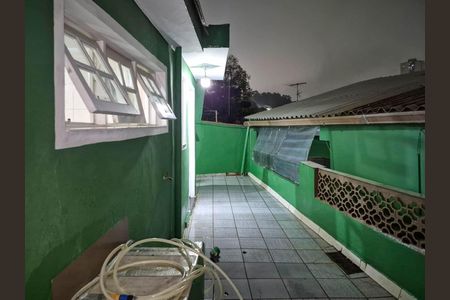 Casa para alugar com 50m², 1 quarto e sem vaga Casa para alugar com 50m², 1 quarto e sem vagaÁrea externa