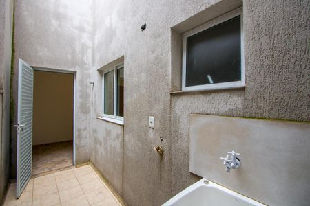 Apartamento à venda com 59m², 2 quartos e 1 vagaÁrea de serviço/Quintal