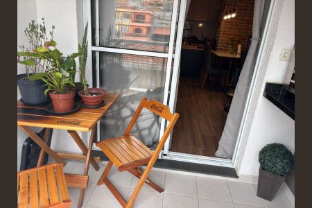 Apartamento para alugar com 65m², 3 quartos e 2 vagas Apartamento para alugar com 65m², 3 quartos e 2 vagasVaranda