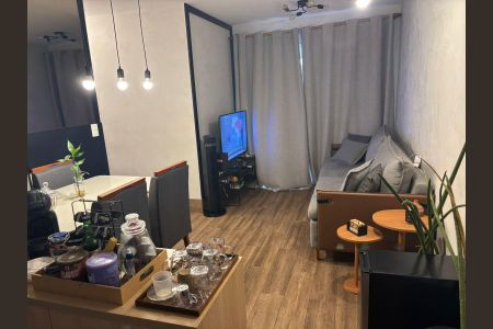 Sala de apartamento para alugar com 3 quartos, 65m² em Vila Nova Cachoeirinha, São Paulo