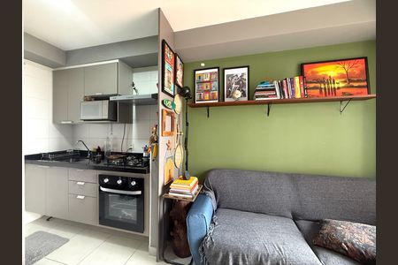 Sala/cozinha de kitnet/studio à venda com 1 quarto, 28m² em Jardim da Gloria, São Paulo