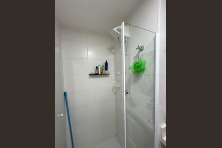 Studio à venda com 28m², 1 quarto e sem vaga Studio à venda com 28m², 1 quarto e sem vagaBanheiro