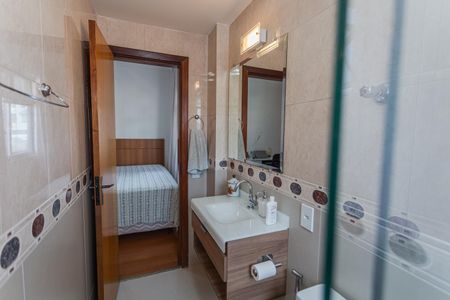 Banheiro da Suíte de apartamento à venda com 3 quartos, 82m² em Palmares, Belo Horizonte