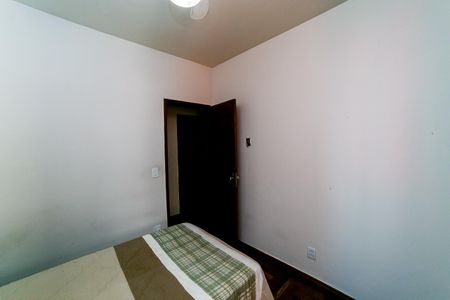 Apartamento à venda com 180m², 3 quartos e 3 vagas Apartamento à venda com 180m², 3 quartos e 3 vagasQuarto 1
