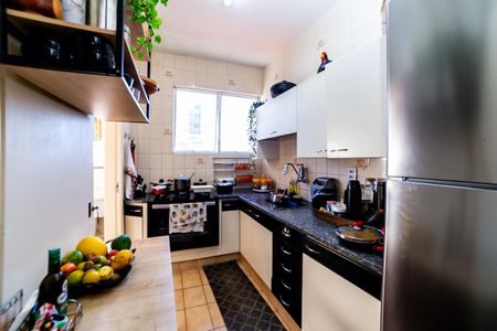 Apartamento à venda com 180m², 3 quartos e 3 vagas Apartamento à venda com 180m², 3 quartos e 3 vagasCozinha