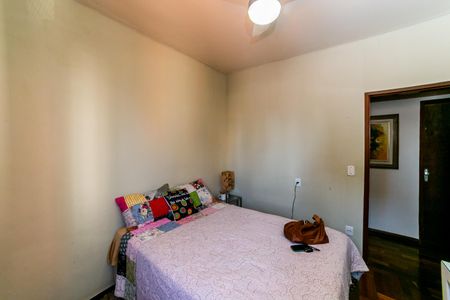Apartamento à venda com 180m², 3 quartos e 3 vagas Apartamento à venda com 180m², 3 quartos e 3 vagasQuarto 2